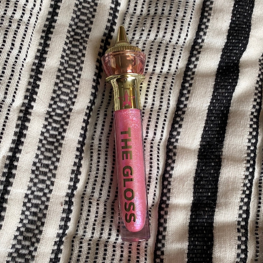 Jeffree Star Gloss in Succulent